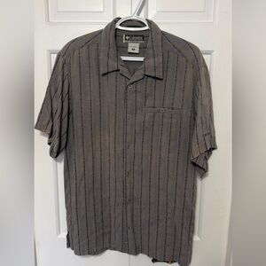 Columbia Men's Gray Striped Button Down Shirt - EUC. SIZE M